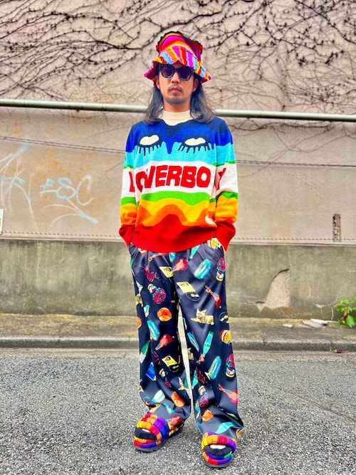 Charles Jeffrey Loverboyのニット/セーターを使った人気ファッション 