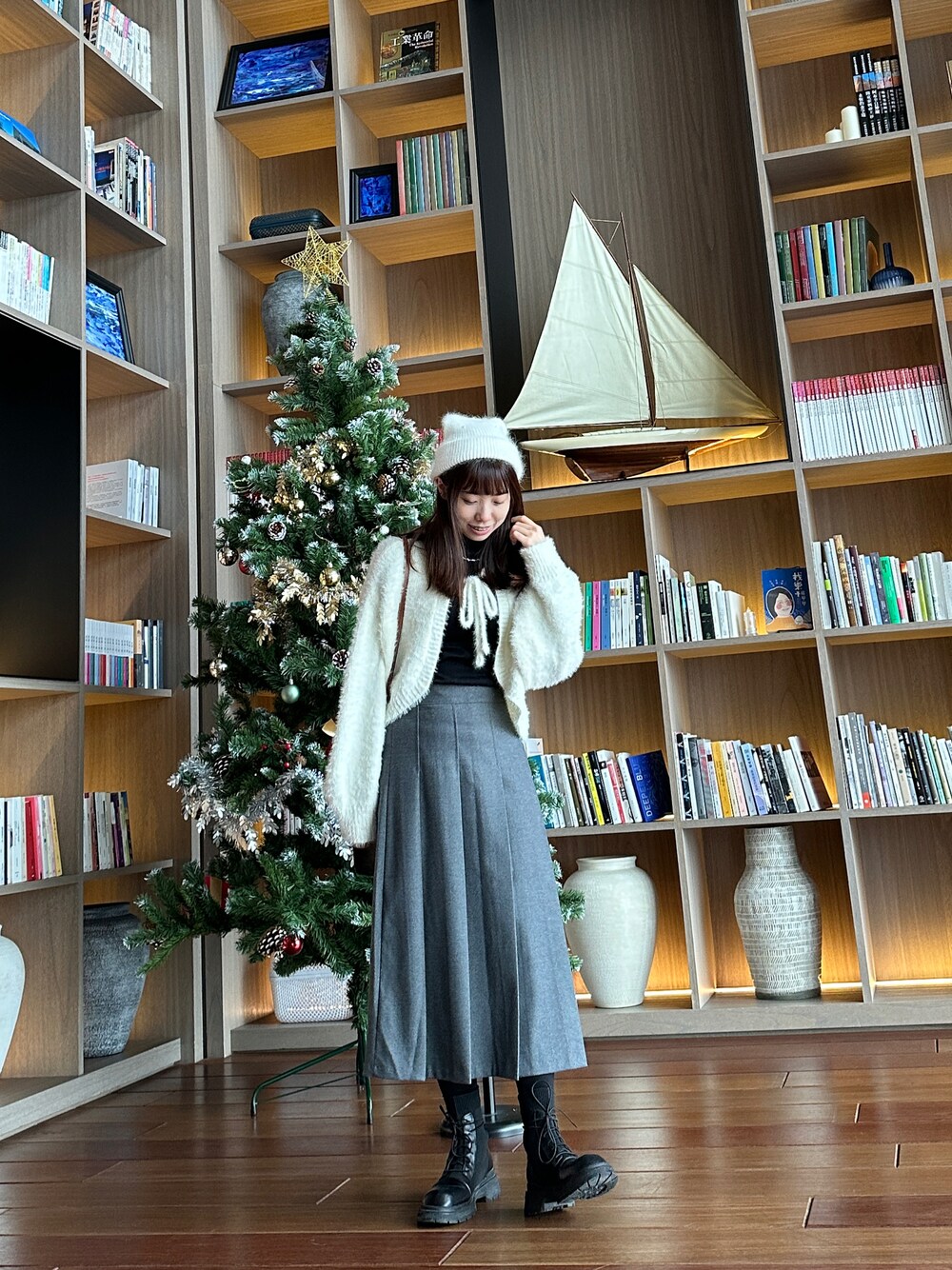 「Xmas」｜「RETRO GIRLのアイテム（ジャケット/アウター、ホワイト系）」を使った、Ruruさん（レディース・155cm）の冬コーディネートの1枚目の写真