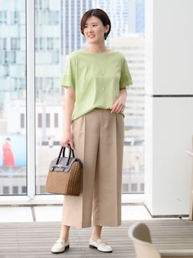 「Reflect（リフレクト）のアイテム（パンツ）」を使った、あやたかさん（レディース・165cm）の春コーディネート