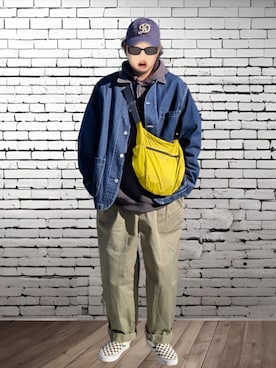 「FREAK'S STORE（フリークスストア）の【古着】フリークスストア　チノパン（パンツ、グリーン系）」を使った、BATSUさん（メンズ・171cm）の春コーディネート
