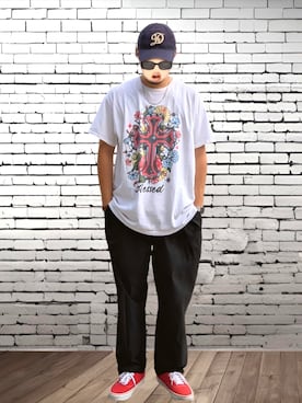 「しまむら（シマムラ）のしまむら　スラックス　4L（スラックス、ブラック系）」を使った、BATSUさん（メンズ・171cm）の秋コーディネート
