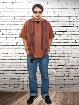 「アイテム（デジタル腕時計）」を使った、BATSUさん（メンズ・171cm）の秋コーディネート