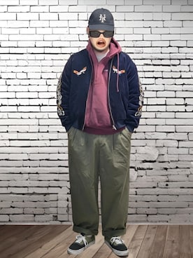 「アイテム（スカジャン）」を使った、BATSUさん（メンズ・171cm）の冬コーディネート