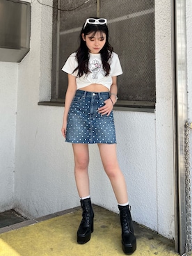 「コラボTシャツ」｜黒石夏帆さん（レディース・155cm）の春コーディネート