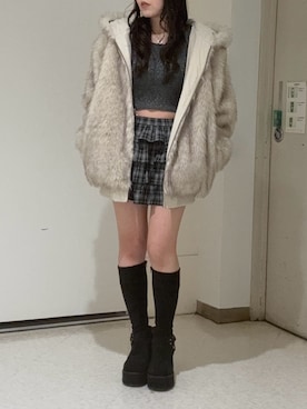 「EVRIS（エヴリス）のアイテム」を使った、黒石夏帆さん（レディース・155cm）の冬コーディネート