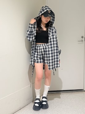 「EVRIS（エヴリス）のアイテム（帽子）」を使った、黒石夏帆さん（レディース・155cm）の春コーディネート