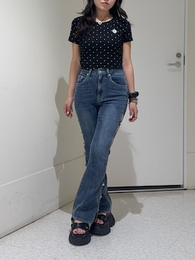 「EVRIS（エヴリス）のアイテム（パンツ）」を使った、黒石夏帆さん（レディース・155cm）の夏コーディネート