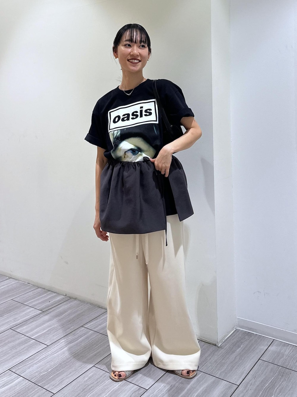 サステナブル】クアトロジャージパンツを使った人気ファッション