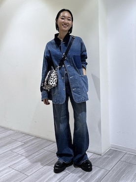 「アイテム（カバーオール）」を使った、ANNAさん（レディース・156cm）の秋コーディネート