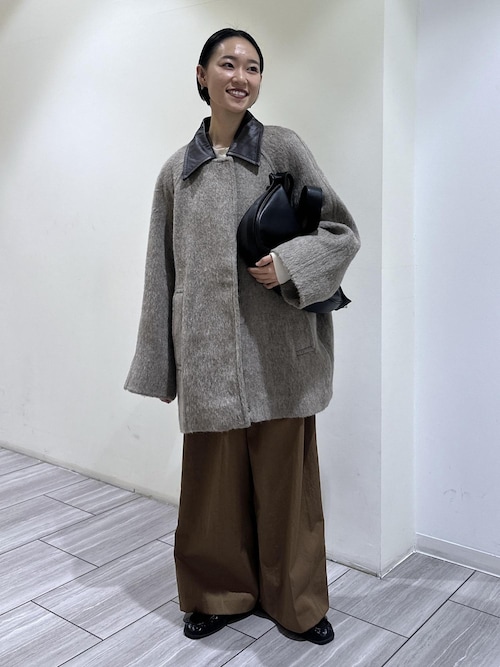 EMOELLE】レザーカラーミドルコート（ステンカラーコート）｜ADAM ET