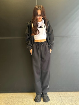 「adidas by Stella McCartney（アディダスバイステラマッカートニー）のアイテム（その他パンツ）」を使った、YUさん（レディース・160cm）の秋コーディネート