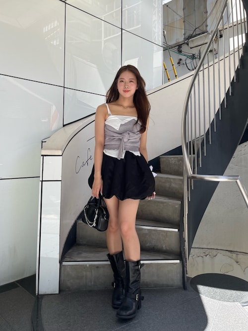 publicimageltdブーツ Public Desire Sirus Wide Fit flat harness knee boots in