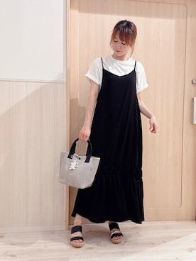 「アイテム（チャーム）」を使った、モカさん（レディース・162cm）の夏コーディネート