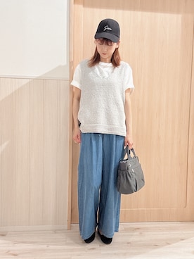 「SHOO・LA・RUE（シューラルー）の【2点セット/S-LL】ニットベスト＆ロゴTシャツSET（その他トップス、グレー系）」を使った、モカさん（レディース・162cm）の春コーディネート
