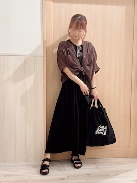 「SHOO・LA・RUE（シューラルー）の【ひんやり/体型カバー/洗濯機可】涼やかAラインロングワンピース（ワンピース、ブラック系）」を使った、モカさん（レディース・162cm）の夏コーディネート