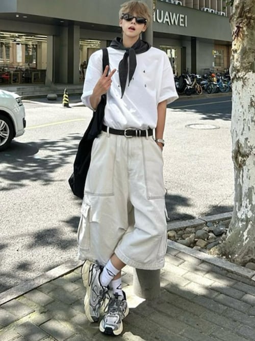 ホワイト カーゴパンツ リラックスフィット リラックスフィット カーゴパンツ - クリーム - Men | H&M JP