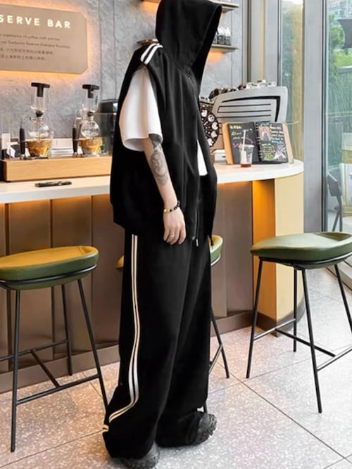スウェット セットアップ ノースリーブパーカー ワイドパンツ NOWLE パーカー 「NOWLE」ライン柄 ノースリーブ ジップ