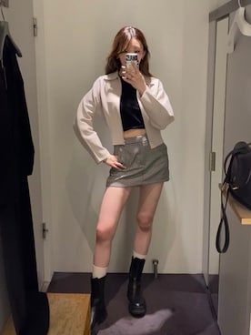 「COS（コス）のアイテム（ブルゾン）」を使った、Lisako Kardashianさん（レディース・168cm）の夏コーディネート