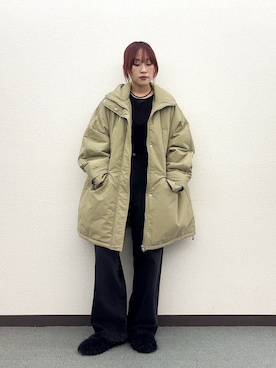 「KBF（ケイビーエフ）のモンスターパテッドミドルコート（ダウンジャケット/コート）」を使った、蝶ちゃんさん（レディース・158cm）の秋コーディネート