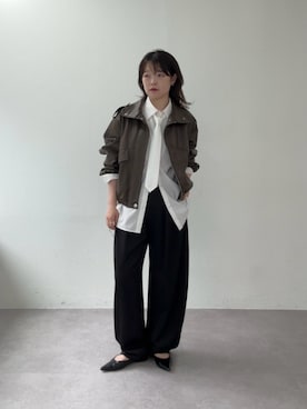 「UNFORM（アンフォーム）の【2026AW Debut】【UNFORM】タイ付きオーバーシャツ（シャツ/ブラウス、ホワイト系）」を使った、manakaさん（レディース・162cm）の夏コーディネート