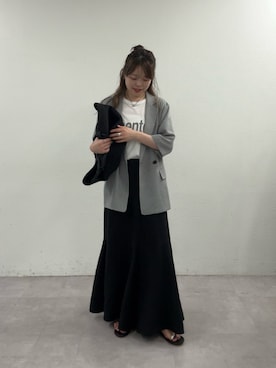 「GALLARDAGALANTE（ガリャルダガランテ）の【2サイズ展開】【大人気アイテムが今年も登場】ハーフスリーブジャケット（テーラードジャケット、グレー系）」を使った、manakaさん（レディース・162cm）の春コーディネート
