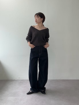 「UNFORM（アンフォーム）の【2026AW Debut】【UNFORM】ケーブルショートニット（ニット/セーター、グレー系）」を使った、manakaさん（レディース・162cm）の夏コーディネート