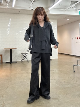 「アイテム（ボディバッグ/ウエストポーチ）」を使った、manakaさん（レディース・162cm）の秋コーディネート