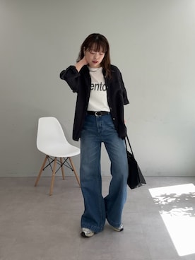 「GALLARDAGALANTE（ガリャルダガランテ）のフレアデニム（デニムパンツ、ブルー系）」を使った、manakaさん（レディース・162cm）の春コーディネート