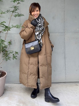 「HERMES（エルメス）のアイテム」を使った、Yoko  Ishibashiさん（レディース・153cm）の冬コーディネート