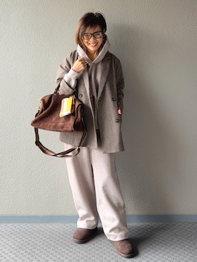 「UGG（アグ）のアイテム」を使った、Yoko  Ishibashiさん（レディース・153cm）の冬コーディネート