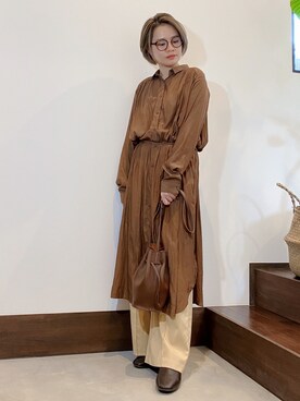 「秋トレンド2021」｜「アイテム（シャツワンピース）」を使った、𝓜𝓮𝓲❣︎ さん（レディース・158cm）の秋コーディネート