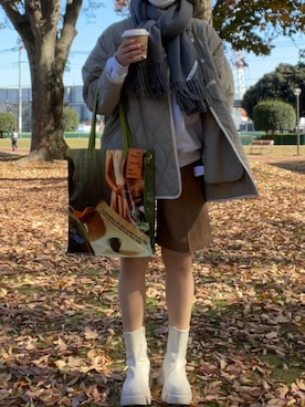 差し色つかいの女子大生さんのコーディネート