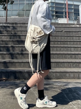 差し色つかいの女子大生さんのコーディネート