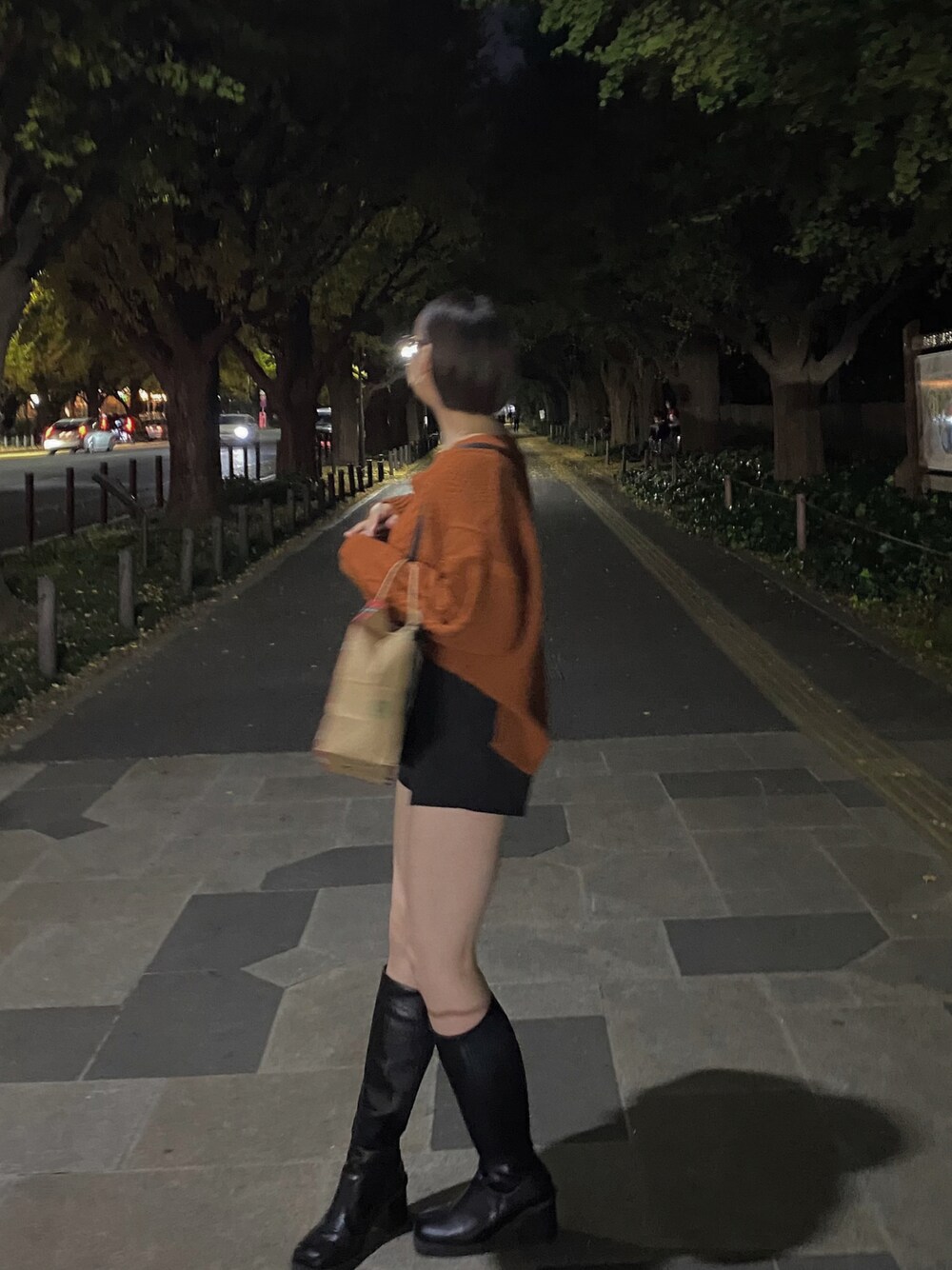 「休日スタイル、プチプラ、ニット/セーター、ootd、シンプル、きれいめカジュアル、高身長女子、GRL、ショートヘア、いいね、save、フォローお願いします🤑」｜「GRLのスクエアトゥロングブーツ（ブーツ、ブラック系）」を使った、しゃけまるさん（レディース・165cm）の秋コーディネートの1枚目の写真
