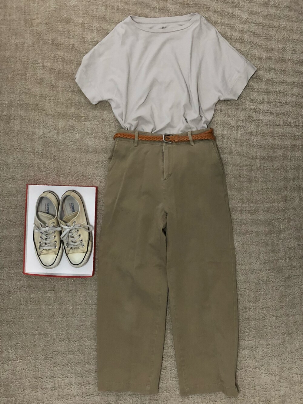 「無印良品のアイテム（チュニック、グレー系）」を使った、kntwさん（レディース・155cm）の秋コーディネートの1枚目の写真