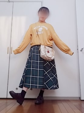 「RETRO GIRL（レトロガール）のアイテム（スウェット）」を使った、◌̥*⃝ きぬ　🐾　さん（レディース・156cm）の春コーディネート