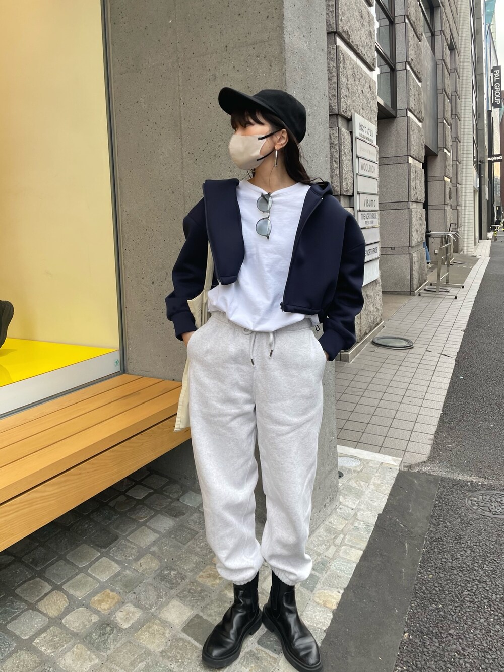 極美品】【限定出品】 ショートパーカー 春服 Russet ジム ラシット