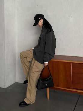 「アイテム（ショルダーバッグ）」を使った、asaさん（レディース・163cm）の秋コーディネート