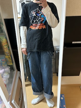 「Design Tshirts Store graniph（デザイン　ティーシャツ　ストア　グラニフ）のアイテム（トップス）」を使った、み。さん（メンズ・172cm）の春コーディネート