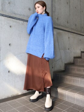「MURUA（ムルーア）のサテンラップスカート（スカート）」を使った、金澤 葵さん（レディース・158cm）の夏コーディネート