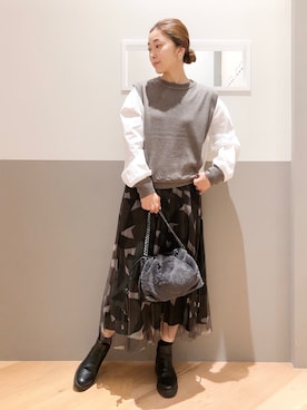 「幾何学柄」｜sakiyoさん（レディース・161cm）の秋コーディネート