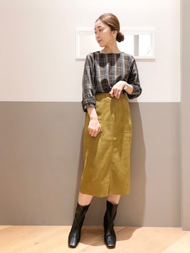「YECCA VECCA（イェッカヴェッカ）のアイテム（スカート）」を使った、sakiyoさん（レディース・161cm）の秋コーディネート