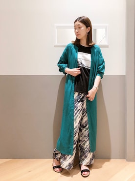 「YECCA VECCA（イェッカヴェッカ）のアイテム（イヤリング）」を使った、sakiyoさん（レディース・161cm）の秋コーディネート