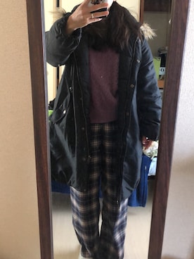 「Honeys（ハニーズ）のアイテム（ミリタリージャケット）」を使った、わんちゃんさん（レディース・153cm）の冬コーディネート
