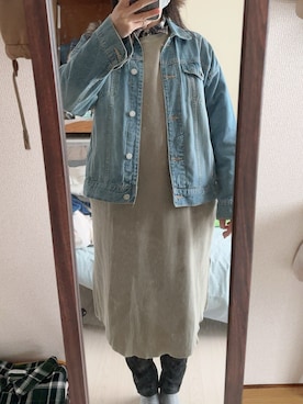 「Honeys（ハニーズ）のアイテム（デニムジャケット）」を使った、わんちゃんさん（レディース・153cm）の秋コーディネート