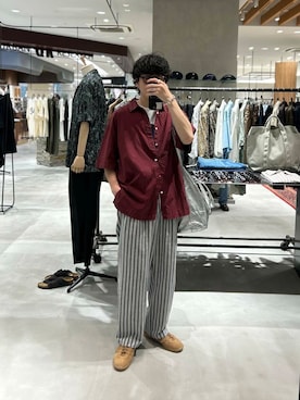 「アイテム（スニーカー、ブラウン系）」を使った、nishioka さん（メンズ・170cm）の夏コーディネート