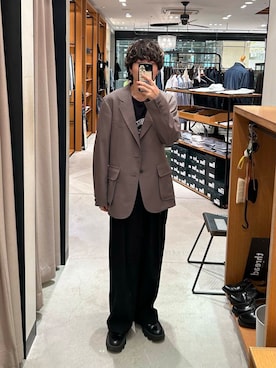 「アイテム（テーラードジャケット、ベージュ系）」を使った、nishioka さん（メンズ・170cm）の夏コーディネート