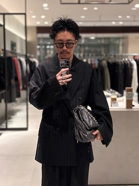 「BALENCIAGA（バレンシアガ）のアイテム（ショルダーバッグ）」を使った、nishioka さん（メンズ・170cm）の秋コーディネート