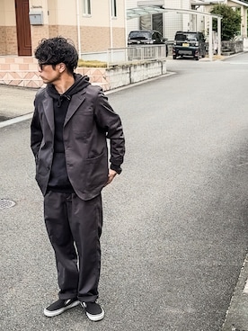 「アイテム（スリッポン）」を使った、SG Ryoheyさん（メンズ・163cm）の秋コーディネート