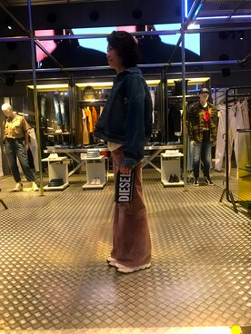 「DIESEL OSAKA」｜「アイテム（ジャケット/アウター）」を使った、Romiさん（レディース・168cm）の夏コーディネート